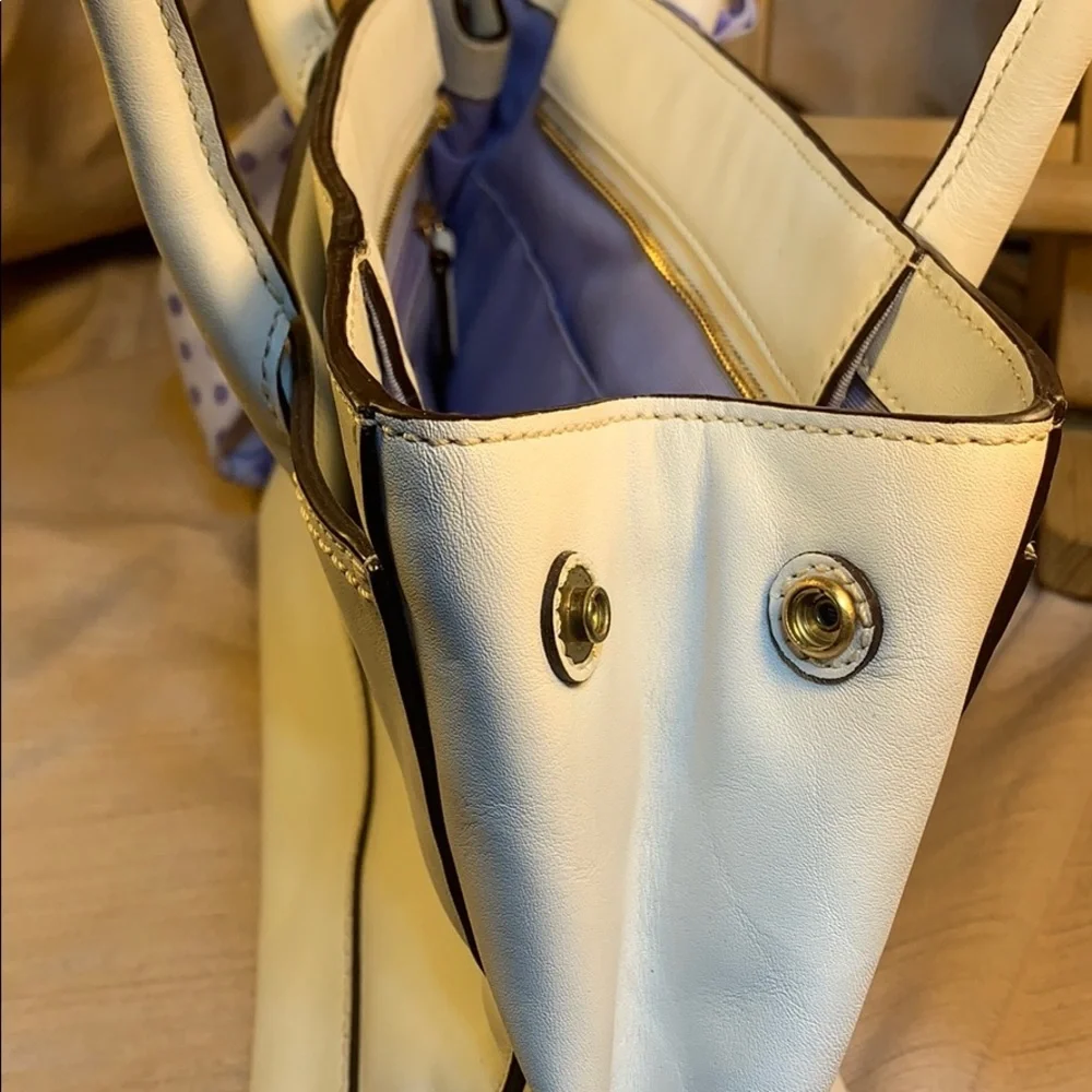 Coach leather satchel w/twilly practically new